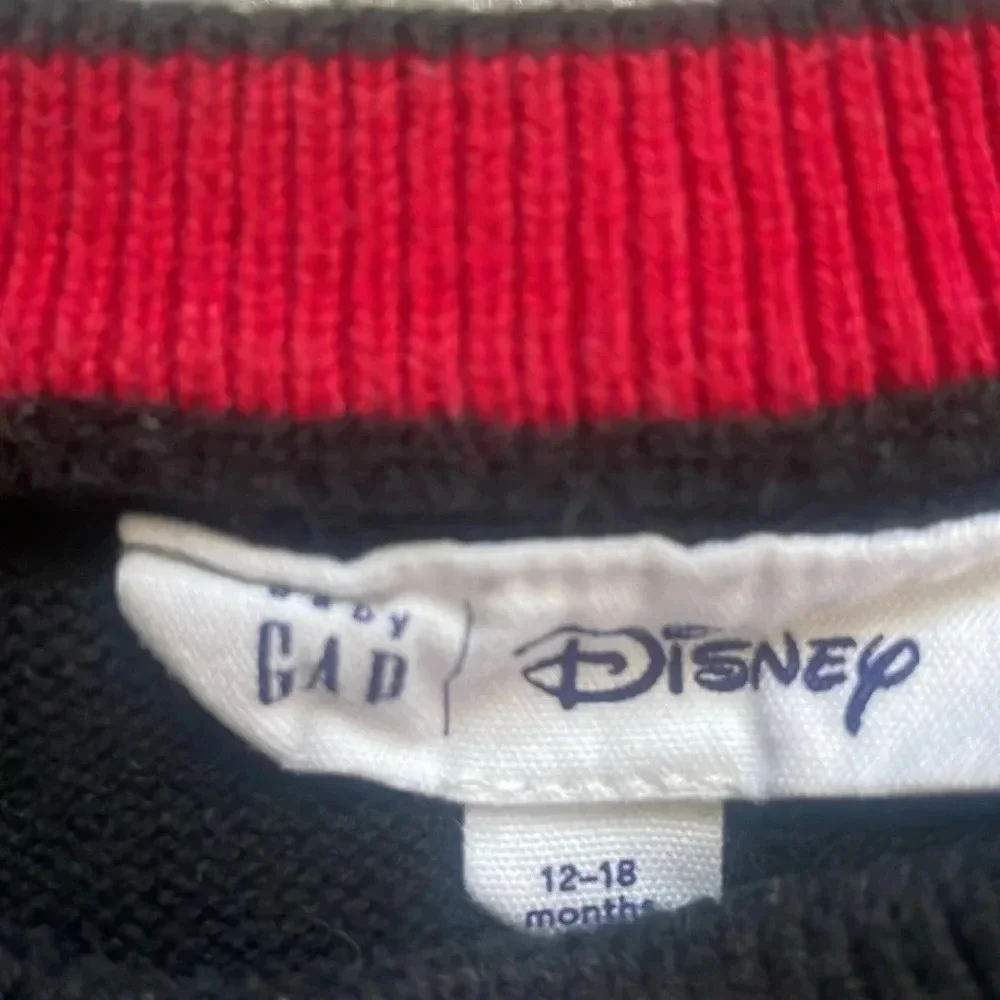 Baby Gap Disney collab 12-18 months Mickey Mouse sweater